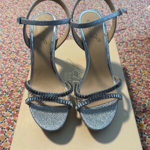 Jewel Badgley Mischka Elegant Silver Strappy Sandals